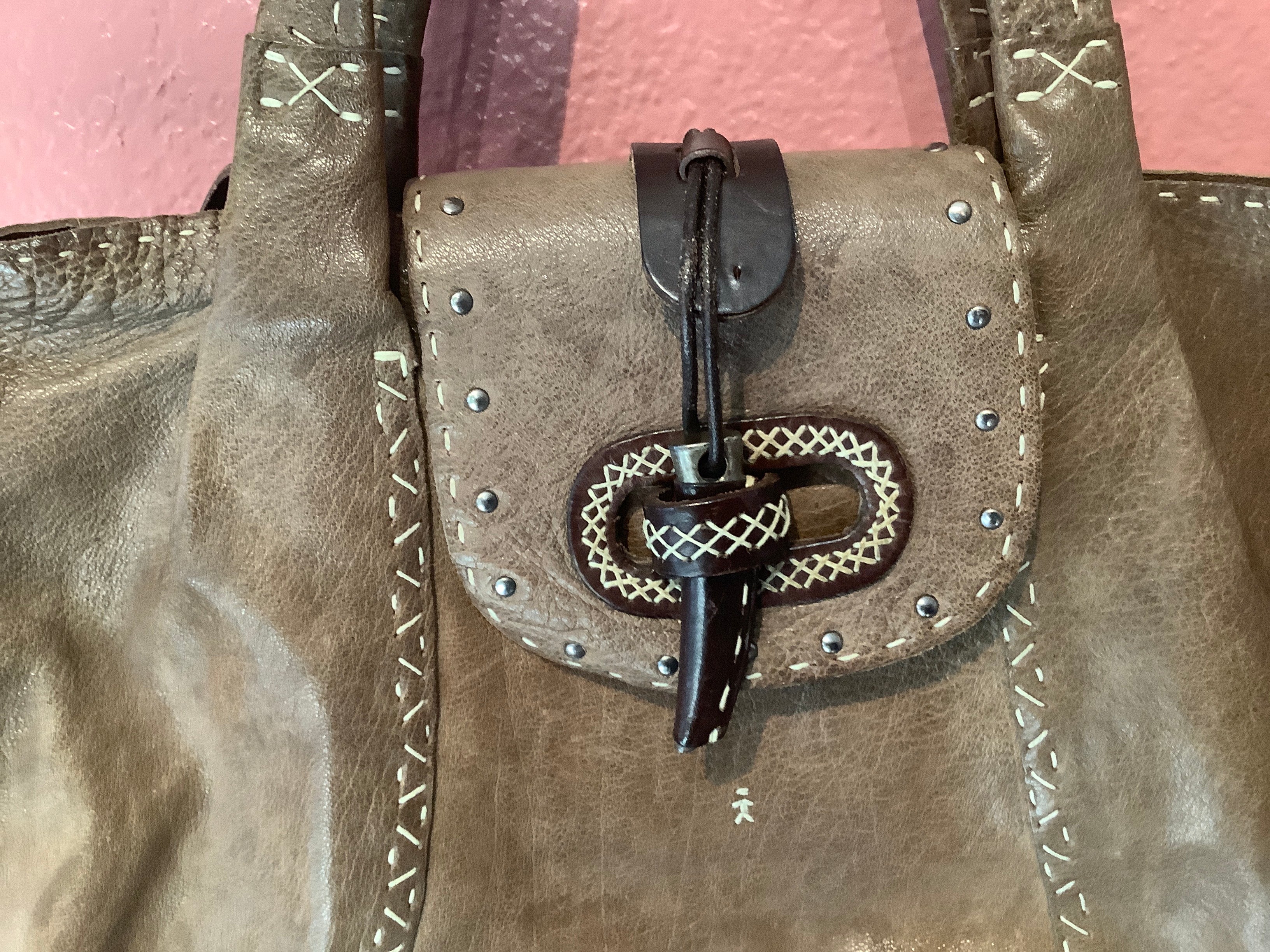 Rare Vintage Henry Beguelin Brown Leather shoulder bag