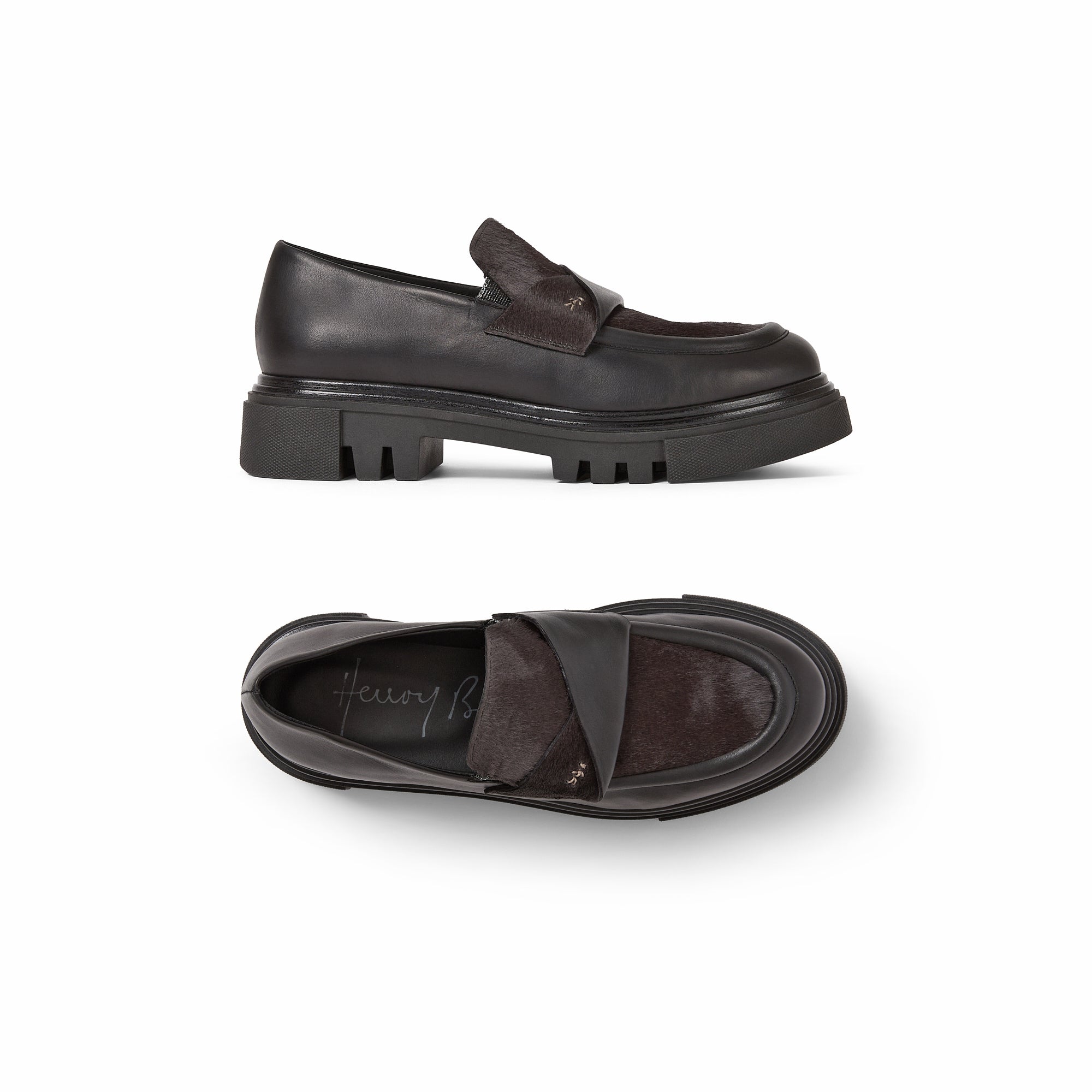 Moccasin in Norton and Pony Sfumato